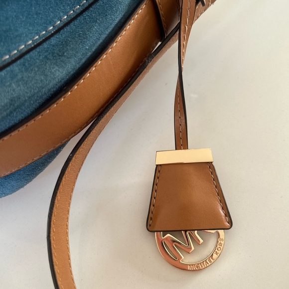 MICHAEL KORS ROMY DENIM BLUE SUEDE BROWN CROSSBODY MESSENGER BAG SATCHEL - Picture 9 of 16